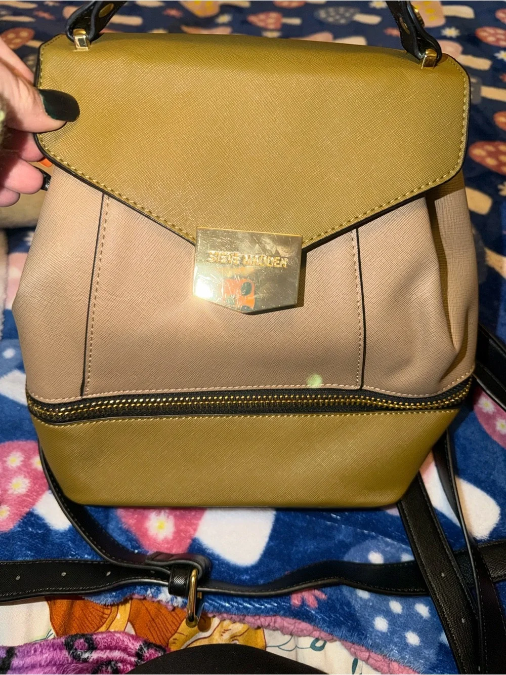 Steve Madden Beige and Olive Structured Top-Handle Women’s Bag NEW WITHOUT TAG
